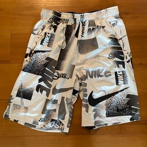 Men’s Small Nike shorts